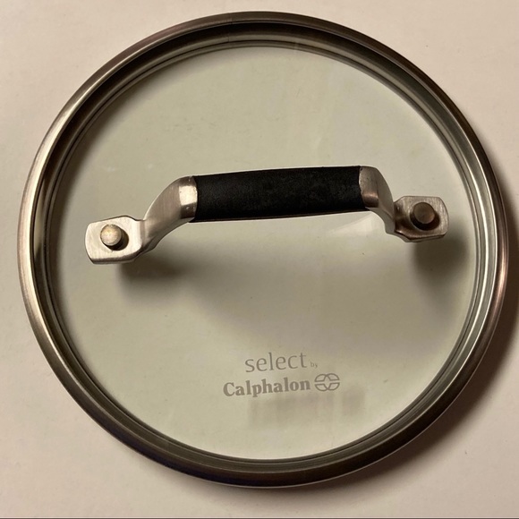 Calphalon 1.5 Quart "Select" Saucepan with Lid - Picture 4 of 11